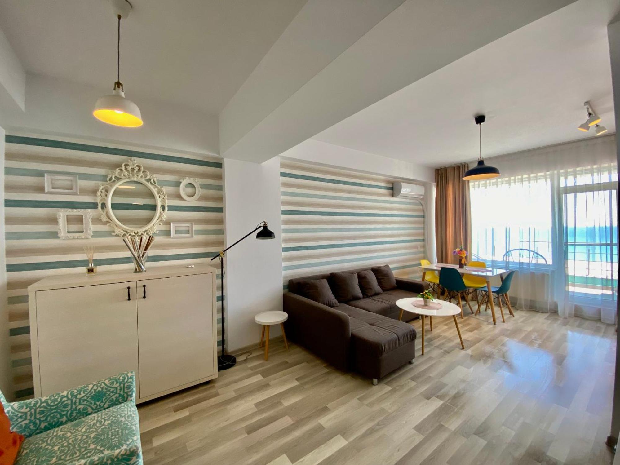 Mamaia Summerland Beach 外观 照片